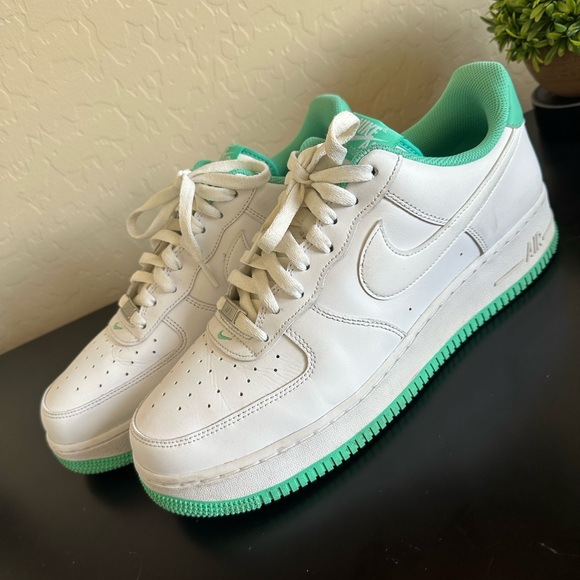 Nike Air Force One (07) white light menta - Picture 1 of 4